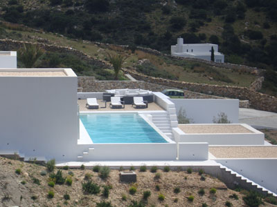 Παιδάκι πνίγηκε στην πισίνα του σπιτιού του