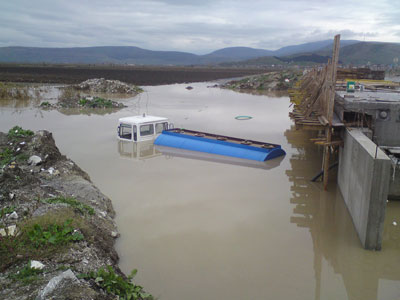 Η υδροφόρα έγινε υποβρύχιο!