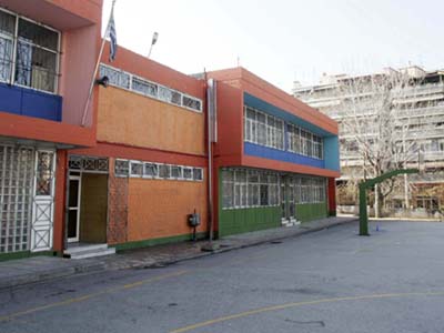 Κατέρρευσε η πέργκολα σε σχολείο της Σάμου