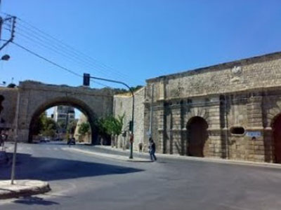 Έτοιμη να πέσει η Πύλη του Παντοκράτορα