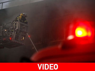 Φωτιά σε φορτηγό μετά από σύγκρουση