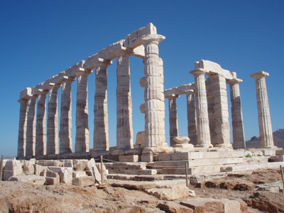 Συνέλαβαν γυναίκα αρχαιοκάπηλο