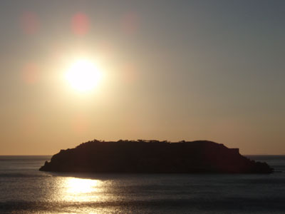 Η Σπιναλόνγκα πρωταγωνιστεί σε τηλεοπτική σειρά