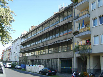 Κτίριο με αμίαντο αγόρασαν στη Γερμανία, για να το κάνουν σχολείο