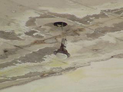 Κινδυνεύουν από ηλεκτροπληξία μαθητές και καθηγητές