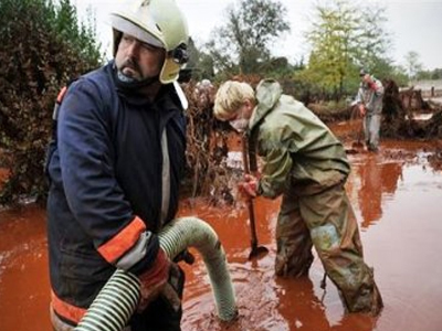 Τα τοξικά λύματα έφτασαν στη Ρουμανία