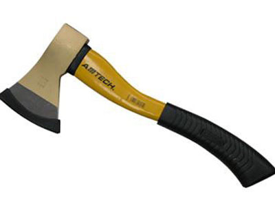 Σκότωσε με τσεκούρι τον σκύλο-φύλακα