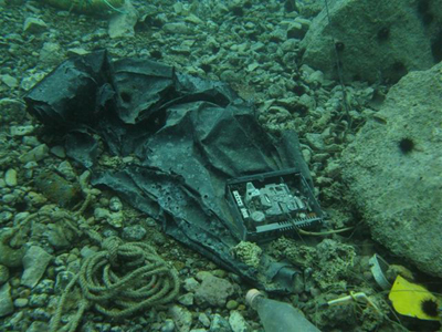 Ψηφίζουν και καθαρίζουν τον βυθό…