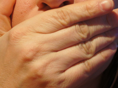 Τον φίμωσαν και τον λήστεψαν