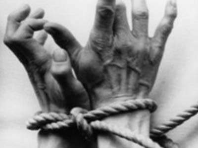 Είχαν δεμένη 22χρονη με νοητική υστέρηση Είχαν δεμένη 22χρονη με νοητική υστέρηση