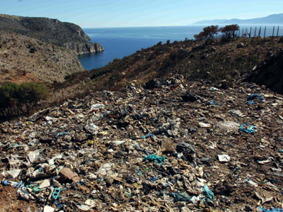 Άλυτο πρόβλημα τα σκουπίδια της Σαμοθράκης Άλυτο πρόβλημα τα σκουπίδια της Σαμοθράκης