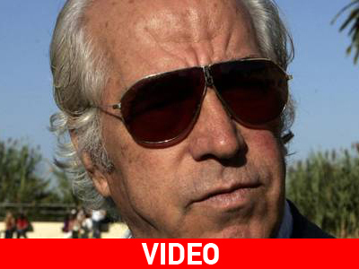 Συνεχίζει να οπλοφορεί παράνομα ο δήμαρχος Ζαχάρως