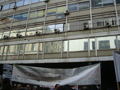 Ερώτηση για το «ατύχημα» με τον νεκρό εργάτη και από το Κ.Κ.Ε.