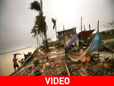 Ινδία: Εγκαταλείπουν τις εστίες τους λόγω του Phailin