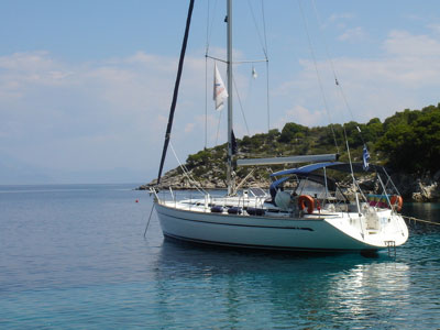 Ακυβέρνητο ιστιοφόρο ανοιχτά της Πύλου