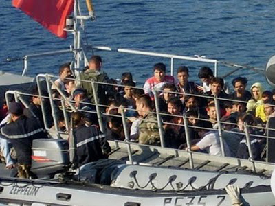 Σάμος: Περισυνέλεξαν και συνέλαβαν παράνομους μετανάστες