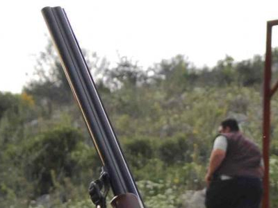 Πυροβόλησε εναντίον ανηλίκων επειδή έπαιζαν μπουγέλο!