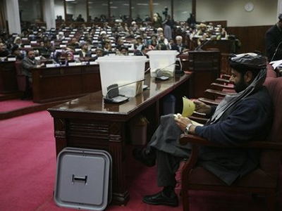 Αφγανιστάν: Εκτός Κοινοβουλίου ο υπουργός Εσωτερικών και Άμυνας