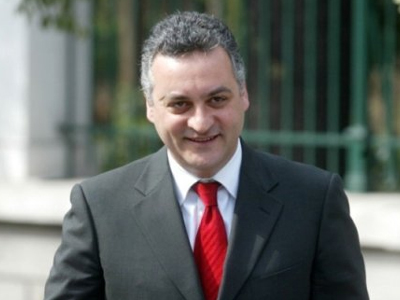 «Πρέπει να τα αλλάξουμε όλα» «Πρέπει να τα αλλάξουμε όλα»