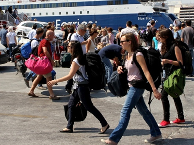 Πειραιάς: Αυξημένη η κίνηση στο λιμάνι