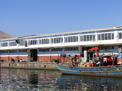 Επιχείρησαν να διαρρήξουν την ιχθυόσκαλα Κερατσινίου