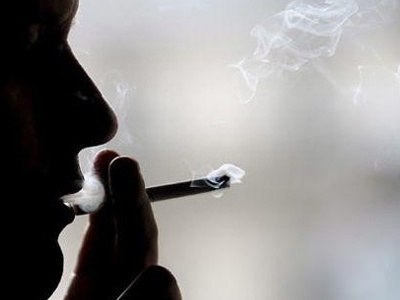 Το κάπνισμα εξασθενεί τη μνήμη