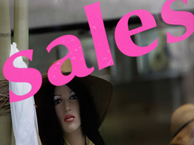 Την προσεχή Δευτέρα ξεκινούν οι θερινές εκπτώσεις