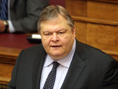 Στην αντεπίθεση ο Βενιζέλος για τα υποβρύχια Στην αντεπίθεση ο Βενιζέλος για τα υποβρύχια