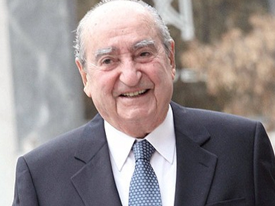 Να τα χιλιάσετε, Επίτιμε