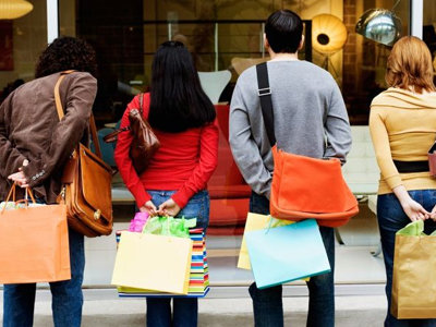 Ανοιχτά σήμερα τα εμπορικά καταστήματα