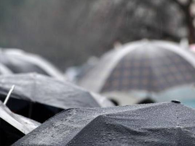 Βροχές και μικρή πτώση της θερμοκρασίας