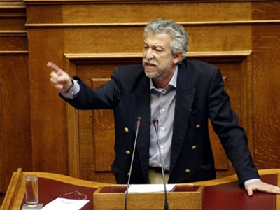 «Είστε άθλιοι νεοναζί!»