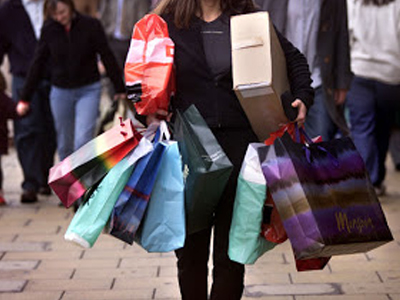 Ανοιχτά τα καταστήματα του Πειραιά στις 30 Δεκεμβρίου