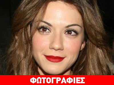 Η Λασκαράκη, η Βανδή και τα γαρύφαλλα !