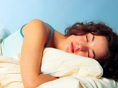 Πώς συνδέεται ο καλός ύπνος με τη σωστή διατροφή;