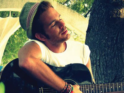 Ο Joey και ο Αpicos ενώνουν τις δυνάμεις τους…!