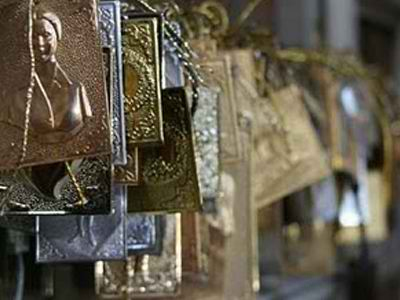 Δράμα: Συνελήφθησαν για κλοπές σε εκκλησίες