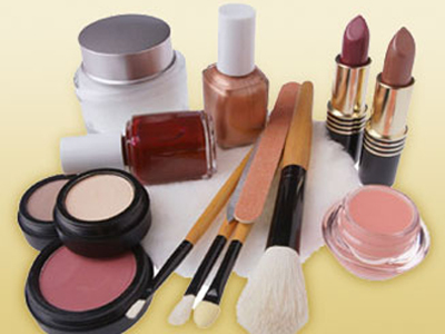Πώς να οργανώσεις τα καλλυντικά σου