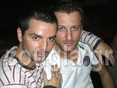 Τα «μοναχικά» νυχτοπερπατήματα του Κώστα Καραφώτη