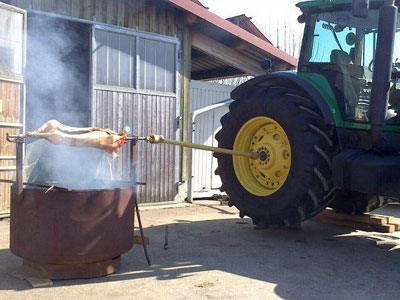 Έτσι σουβλίζουν το αρνί στα Τρίκαλα