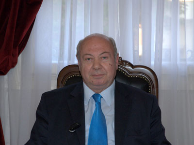 «Κοροϊδεύει και τον Μεϊμαράκη ο Αρβανιτόπουλος»