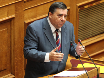 Σύννεφα αμφισβήτησης για τον Καρατζαφέρη