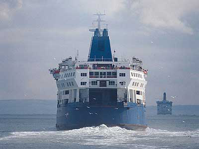 Αναγκαία η ακτοπλοϊκή σύνδεση της Κύπρου με Ελλάδα