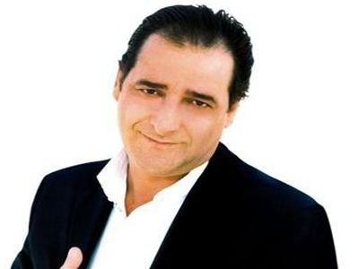 «Συνάδελφοι πληρώνουν για να δείχνουν ζευγαρωμένοι»