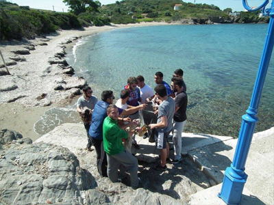 Εθελοντικός καθαρισμός ακτών και παραλιών νήσου Οινουσσών