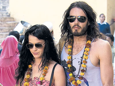 Ο Russell Brand θα το πάρει το κορίτσι