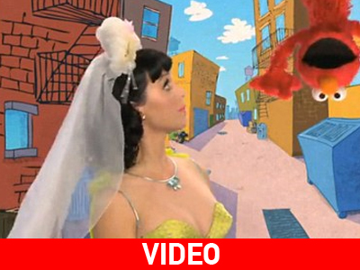 Η Katy Perry και ο Elmo!