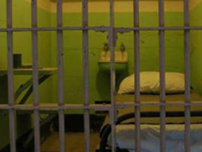 Διέφυγε κρατούμενος