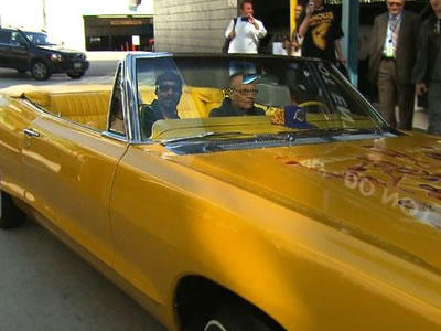 O Larry King με συνοδηγό τον Snoop Dog