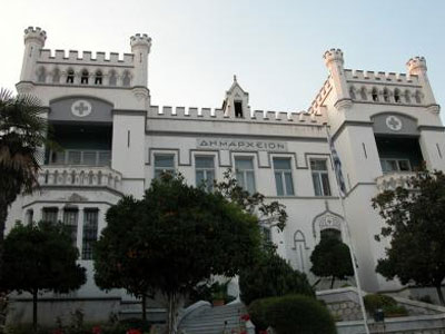 Ετοιμόρροπο το δημαρχείο της Καβάλας